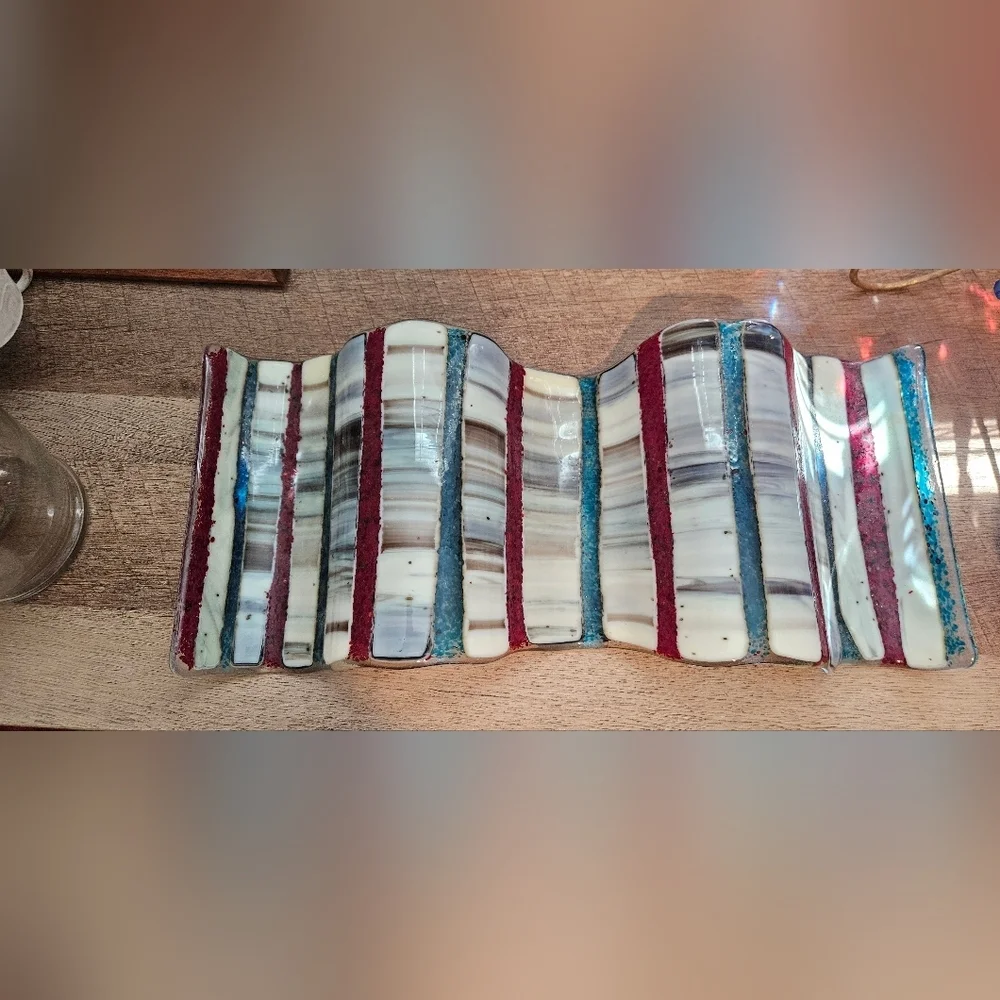 Glass Wine Bottle Holder Red, White & Blue